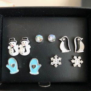 Avon winter-themed pierced earrings set